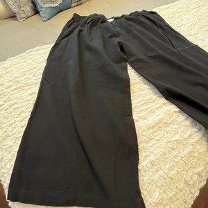 Cotton stretchy Flowy capri pants